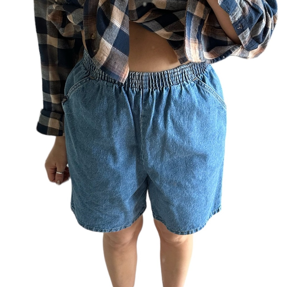 Vintage Chic Oversized Mid Tight Shorts Fit Like Medium